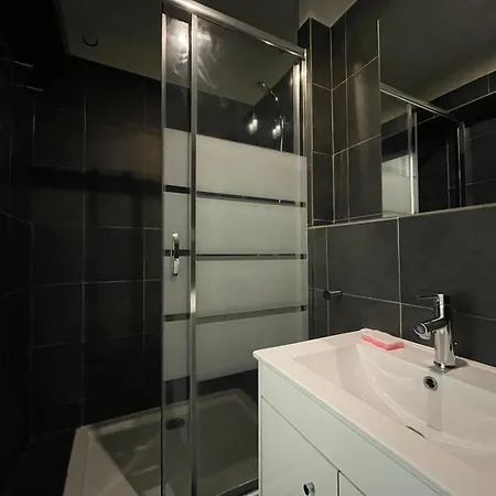 Confort & Gare - Exterieur - Parking