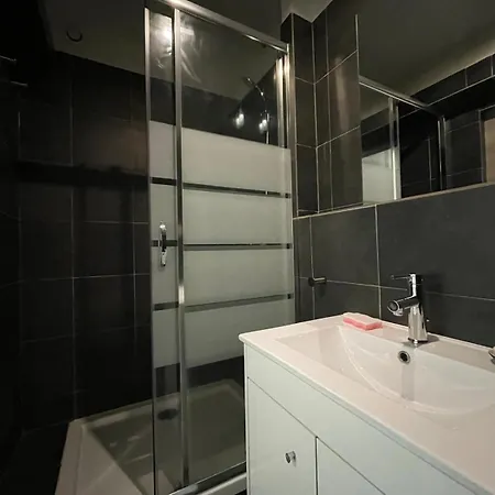 Apartamento Confort & Gare - Exterieur - Parking *